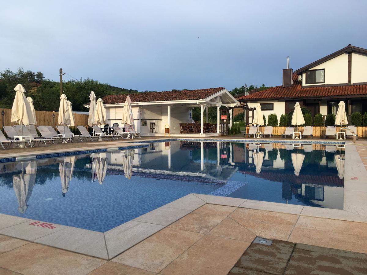 Mandrica Guest House Bukor Shtepi מראה חיצוני תמונה