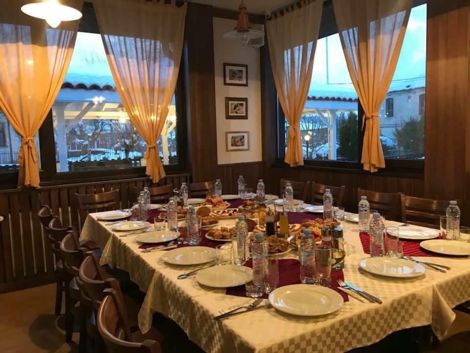 Mandrica Guest House Bukor Shtepi מראה חיצוני תמונה