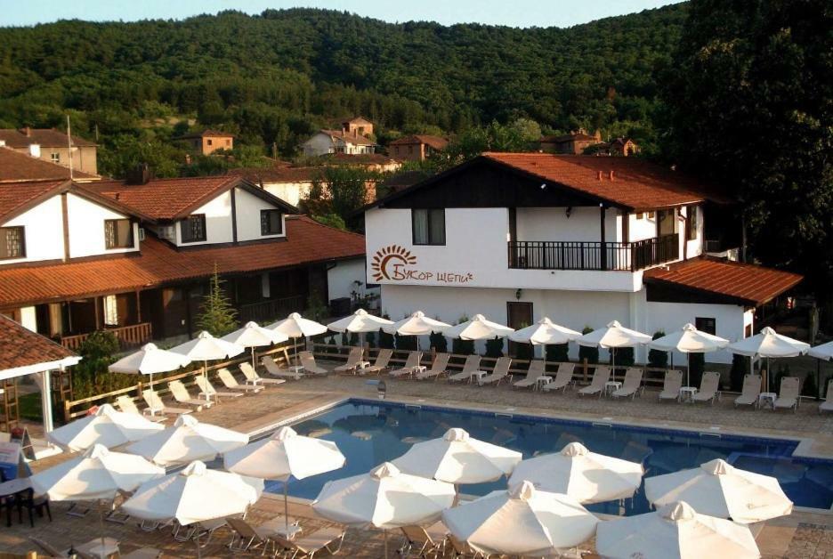 Mandrica Guest House Bukor Shtepi מראה חיצוני תמונה