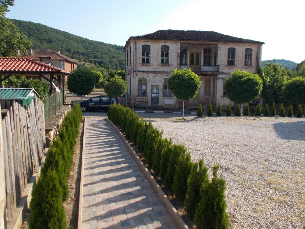 Mandrica Guest House Bukor Shtepi מראה חיצוני תמונה